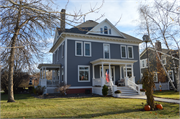 350 Madison St, a Colonial Revival/Georgian Revival house, built in Wisconsin Rapids, Wisconsin in 1919.