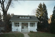 4202 MANDAN CRES, a Bungalow house, built in Madison, Wisconsin in 1917.
