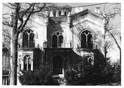 Pierce, Carrie, House, a Building.