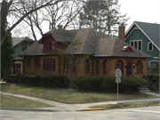 624 S THORNTON AVE, a Bungalow house, built in Madison, Wisconsin in 1925.