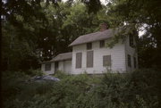 FOX RIVER W OF SKYLINE BRIDGE, a Front Gabled house, built in Appleton, Wisconsin in .