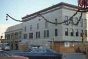 100 E COLLEGE AVE, a Commercial Vernacular large retail building, built in Appleton, Wisconsin in 1856.