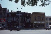 211 W COLLEGE AVE, a Art Deco gas station/service station, built in Appleton, Wisconsin in 1931.