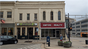121 W MAIN ST, a Italianate small retail building, built in Madison, Wisconsin in 1871.