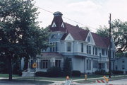 417 N DURKEE ST, a Queen Anne house, built in Appleton, Wisconsin in 1880.