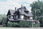 625 W PROSPECT AVE, a Queen Anne house, built in Appleton, Wisconsin in 1881.