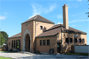 2900 S LAKE SHORE DR - SOUTH SHORE PARK - LAKE MICHIGAN PARKWAY SOUTH, a Spanish/Mediterranean Styles bath house/restroom facility, built in Milwaukee, Wisconsin in 1933.