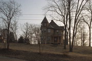 104 RIVER RD, a Queen Anne house, built in Kaukauna, Wisconsin in 1898.