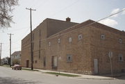 724 DESNOYER ST, a Astylistic Utilitarian Building brewery/distillery/winery, built in Kaukauna, Wisconsin in 1892.