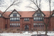 1802 REGENT ST, a Craftsman elementary, middle, jr.high, or high, built in Madison, Wisconsin in 1906.