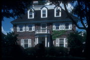 1040 SHERMAN AVE, a Colonial Revival/Georgian Revival house, built in Madison, Wisconsin in 1916.