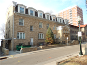 616 MENDOTA CT. 616 MENDOTA CT., a Colonial Revival/Georgian Revival house, built in Madison, Wisconsin in 1911.