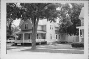 521-521 1/2 N CENTER ST, a Queen Anne apartment/condominium, built in Appleton, Wisconsin in 1890.
