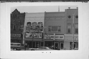 123,123 1/2 E COLLEGE AVE, a Commercial Vernacular small retail building, built in Appleton, Wisconsin in 1890.