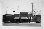 303 E COLLEGE AVE, a Commercial Vernacular large retail building, built in Appleton, Wisconsin in 1985.