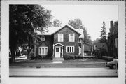 902 E COLLEGE AVE, a Colonial Revival/Georgian Revival house, built in Appleton, Wisconsin in 1875.