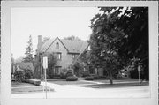 910 E COLLEGE AVE, a English Revival Styles house, built in Appleton, Wisconsin in 1930.