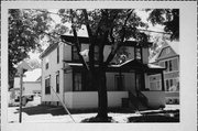 620 N DREW ST 620 N DREW ST, a American Foursquare house, built in Appleton, Wisconsin in 1905.
