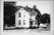 114 E HARRISON ST, a Gabled Ell house, built in Appleton, Wisconsin in 1900.