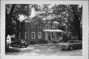 206 N LAWE ST, a Gabled Ell house, built in Appleton, Wisconsin in 1895.