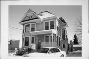 1208 ONEIDA ST, a Queen Anne house, built in Appleton, Wisconsin in 1898.