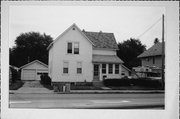 1914 S ONEIDA ST, a Gabled Ell house, built in Appleton, Wisconsin in 1890.