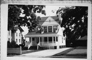 321 W PROSPECT AVE, a Shingle Style house, built in Appleton, Wisconsin in 1902.