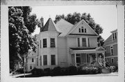 128 N UNION ST, a Queen Anne house, built in Appleton, Wisconsin in 1894.