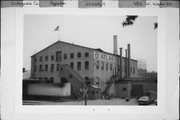 425 W WATER ST, a Astylistic Utilitarian Building mill, built in Appleton, Wisconsin in 1888.