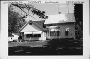 1213 CROOKS AVE, a Gabled Ell house, built in Kaukauna, Wisconsin in 1900.