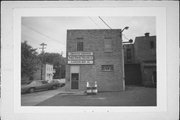 724 DESNOYER ST, a Astylistic Utilitarian Building brewery/distillery/winery, built in Kaukauna, Wisconsin in 1892.