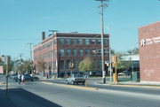 1 N BEDFORD ST, a Astylistic Utilitarian Building industrial building, built in Madison, Wisconsin in 1909.