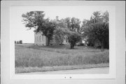 782 ULAO RD, a Gabled Ell house, built in Grafton, Wisconsin in 1850.