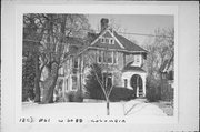 N61 W6088 COLUMBIA RD, a Queen Anne house, built in Cedarburg, Wisconsin in 1889.