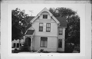 N62 W591 WASHINGTON AVE, a Queen Anne house, built in Cedarburg, Wisconsin in 1885.