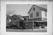 W61 N480 WASHINGTON AVE, a Commercial Vernacular livery/stable, built in Cedarburg, Wisconsin in .