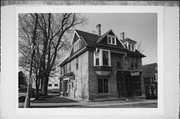 W61 N493 WASHINGTON AVE, a Queen Anne boarding house, built in Cedarburg, Wisconsin in 1885.
