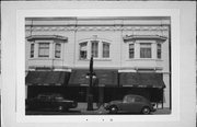 W62 N620 WASHINGTON AVE, a Commercial Vernacular large retail building, built in Cedarburg, Wisconsin in 1913.
