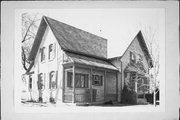 3713 W BONNIWELL, a Gabled Ell house, built in Mequon, Wisconsin in 1890.