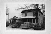 2259 W GLEN OAKS LANE, a Two Story Cube lodging-inn, built in Mequon, Wisconsin in 1923.