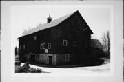13637 N GREEN BAY RD, a Astylistic Utilitarian Building barn, built in Mequon, Wisconsin in 1860.