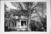 1310 W HIGHLAND RD, a Gabled Ell house, built in Mequon, Wisconsin in 1890.