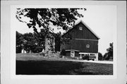 9514 W HIGHLAND RD 9514 W HIGHLAND RD, a Astylistic Utilitarian Building barn, built in Mequon, Wisconsin in 1880.
