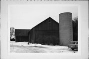 10545 N RIVER RD, a Astylistic Utilitarian Building barn, built in Mequon, Wisconsin in .