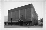 211 N FRANKLIN ST, a Twentieth Century Commercial large retail building, built in Port Washington, Wisconsin in 1910.