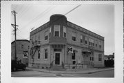 201 W GRAND AVE, a Commercial Vernacular lodging-hotel, built in Port Washington, Wisconsin in 1899.