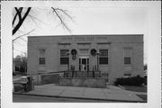 104 E MAIN ST 104 E MAIN ST, a Neoclassical/Beaux Arts post office, built in Port Washington, Wisconsin in 1937.