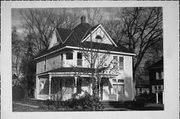 507 E ELM ST, a American Foursquare house, built in River Falls, Wisconsin in 1898.