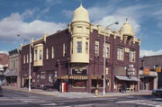904, 916-24 MAIN ST, a Queen Anne large retail building, built in Stevens Point, Wisconsin in 1890.