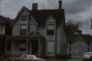 720 PARK AVE, a Queen Anne house, built in Racine, Wisconsin in 1868.